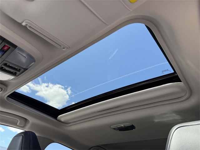 2025 Subaru Crosstrek Limited photo 3