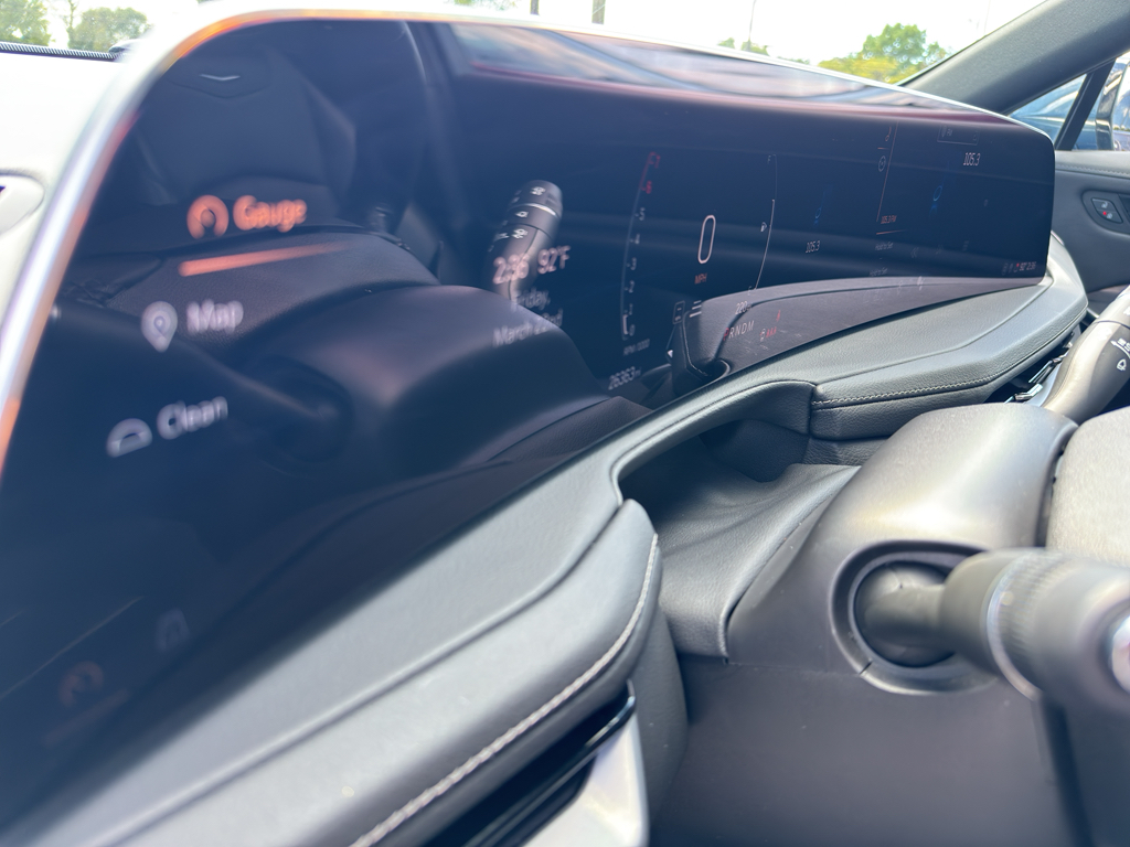 2025 Cadillac XT4 Premium Luxury photo 11