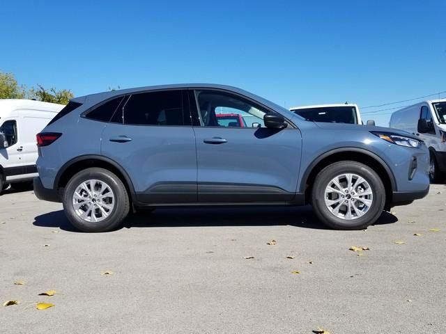 2026 Ford Escape Active photo 3