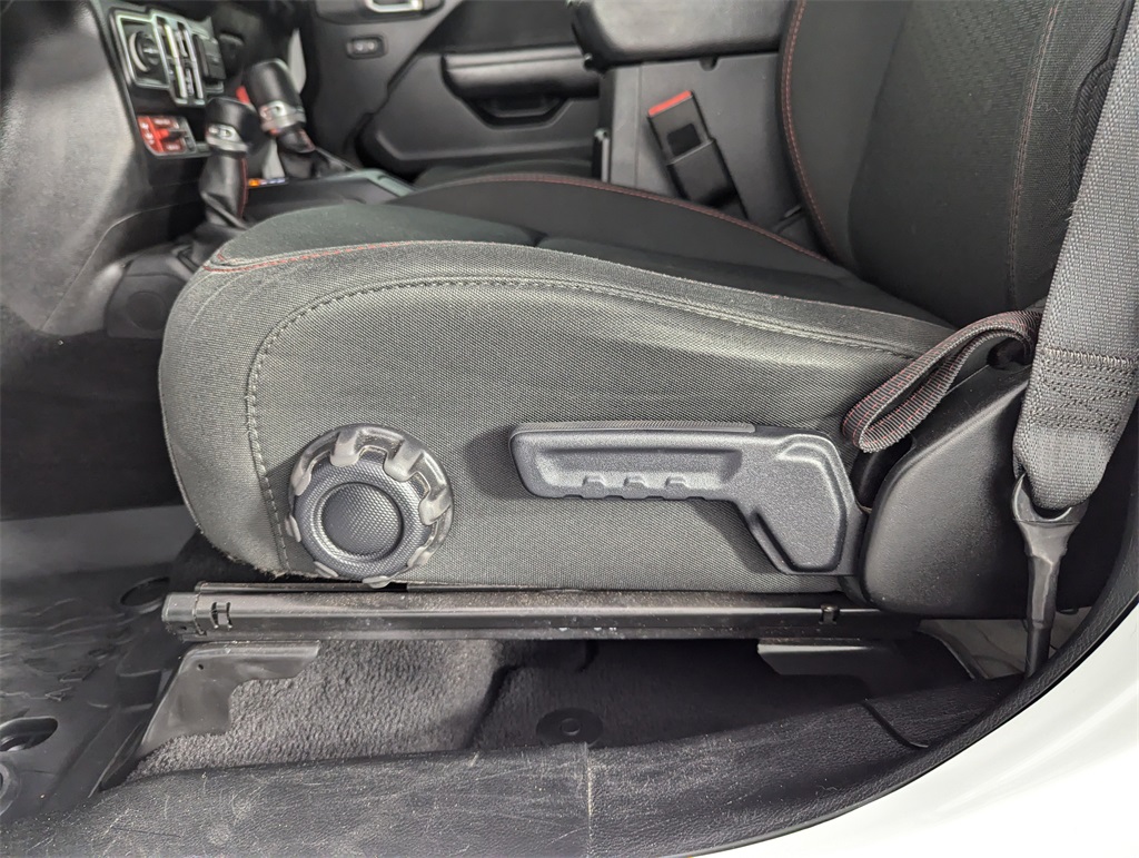 2021 Jeep Wrangler Unlimited Rubicon photo 12