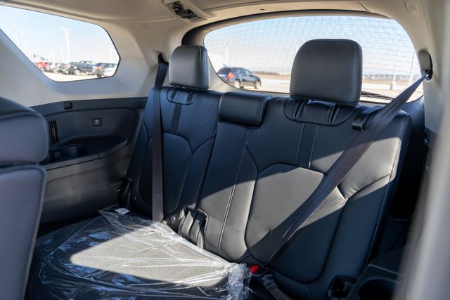 2025 Honda Pilot EX-L photo 13