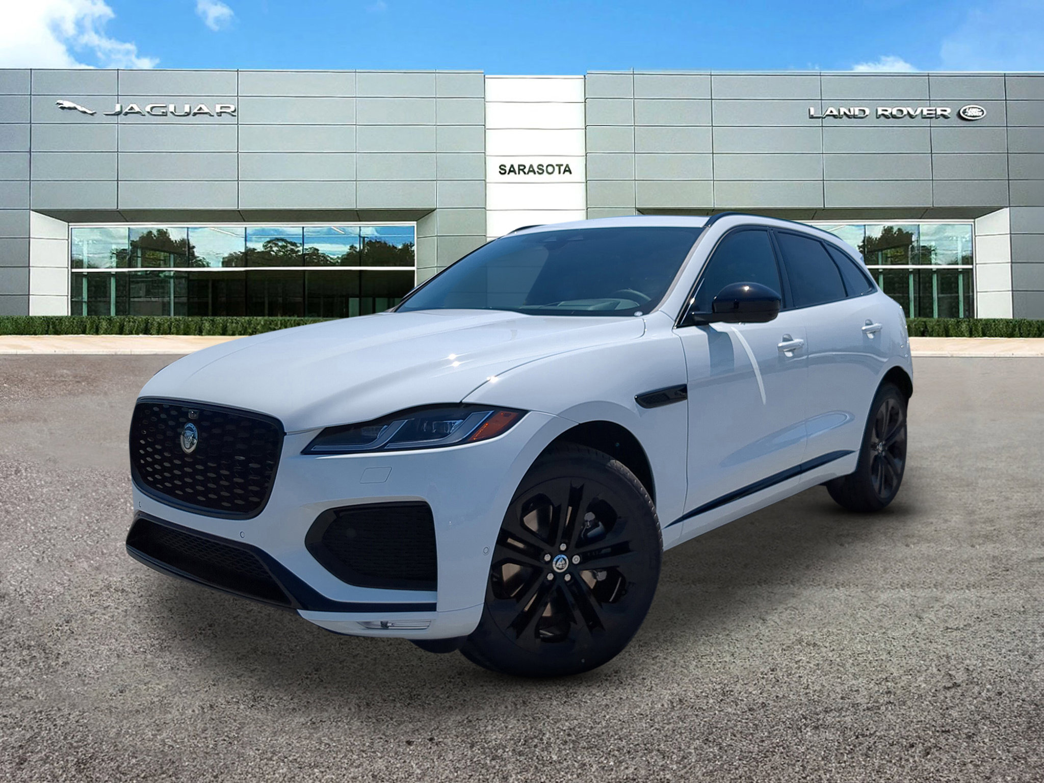 2026 Jaguar F-Pace R-Dynamic S's photo
