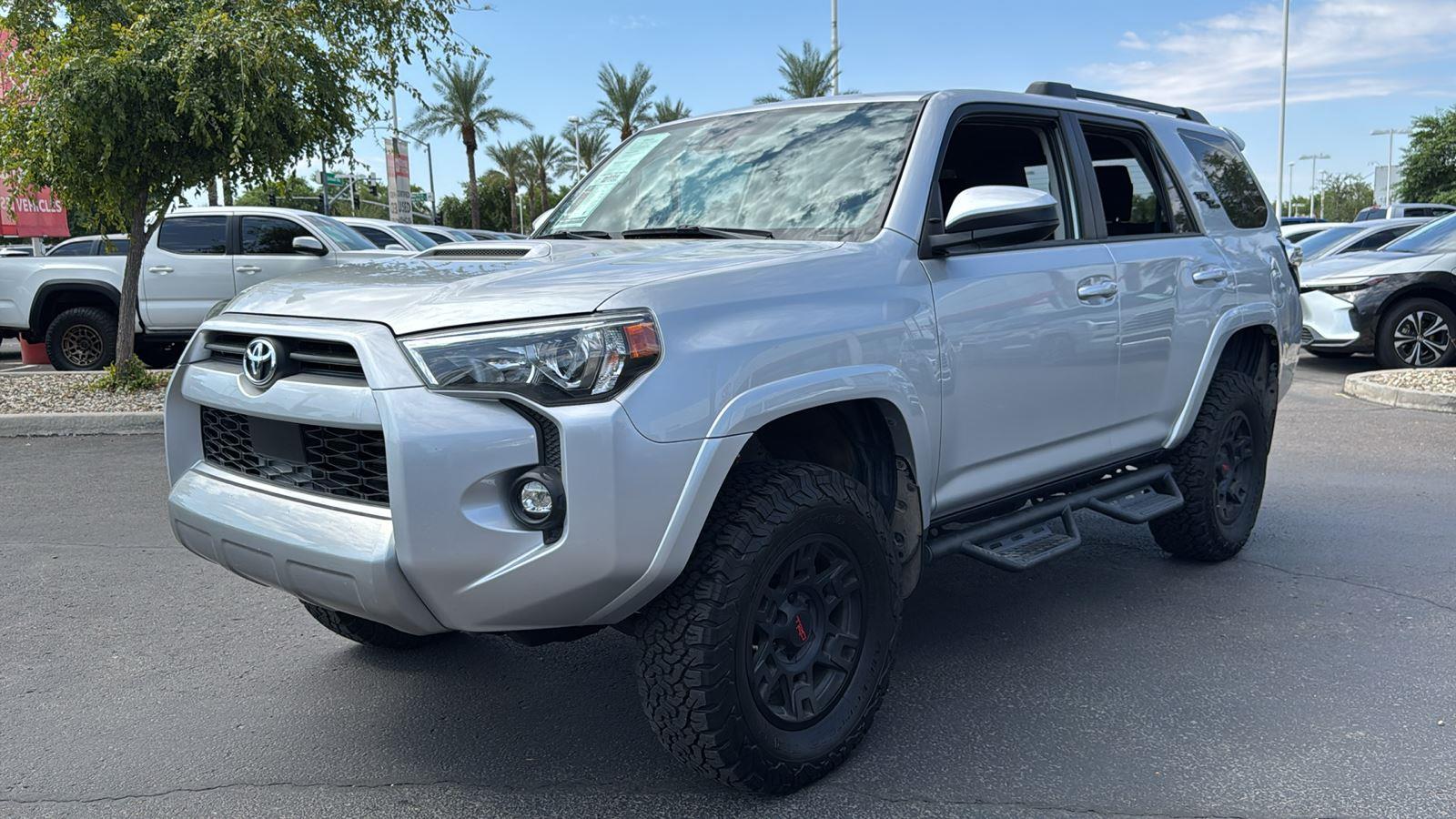 2021 Toyota 4Runner TRD photo 3