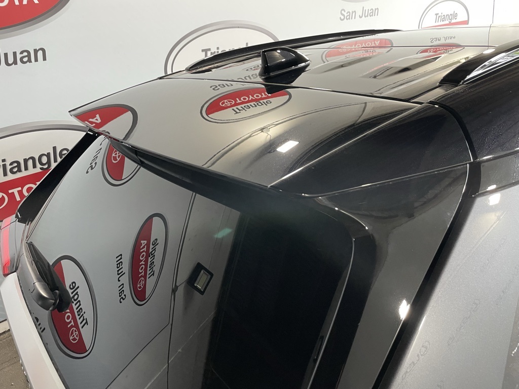 2025 Toyota RAV4 Hybrid XSE photo 15