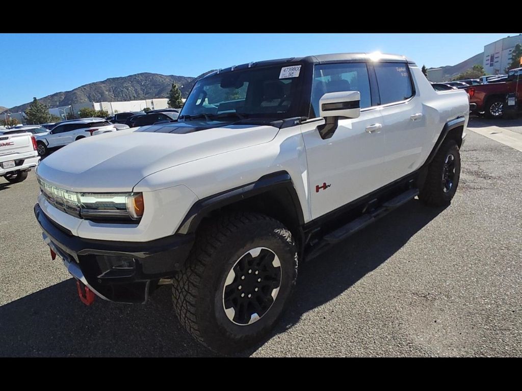 2024 GMC HUMMER EV 2X's photo