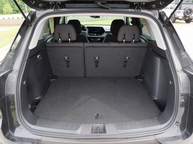 2025 Chevrolet Trailblazer LT photo 4