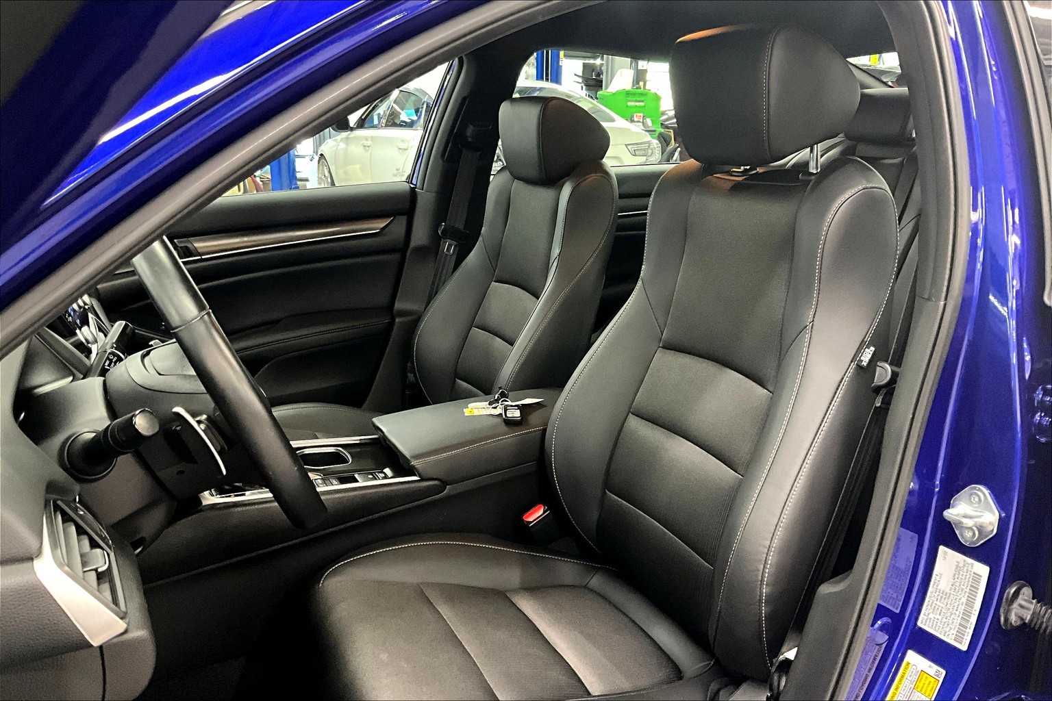 2022 Honda Accord Sport photo 7