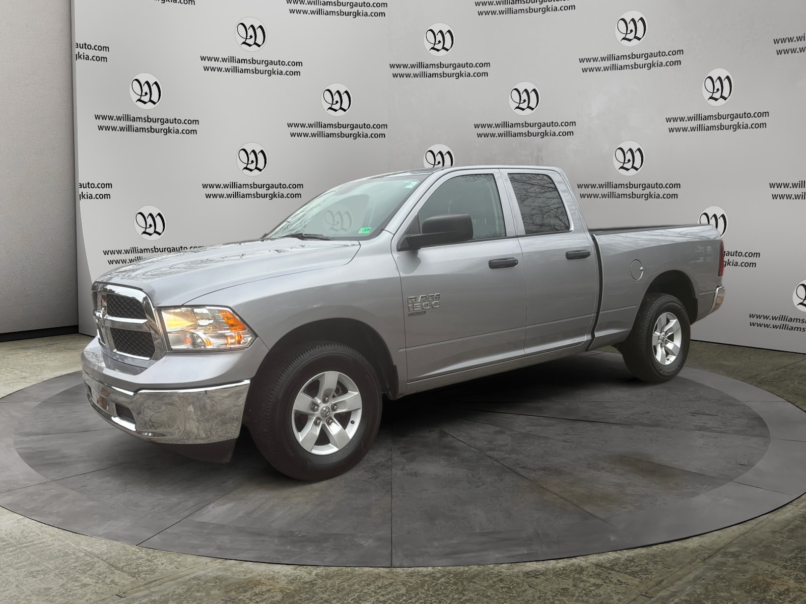 2024 RAM Ram 1500 Classic SLT's photo