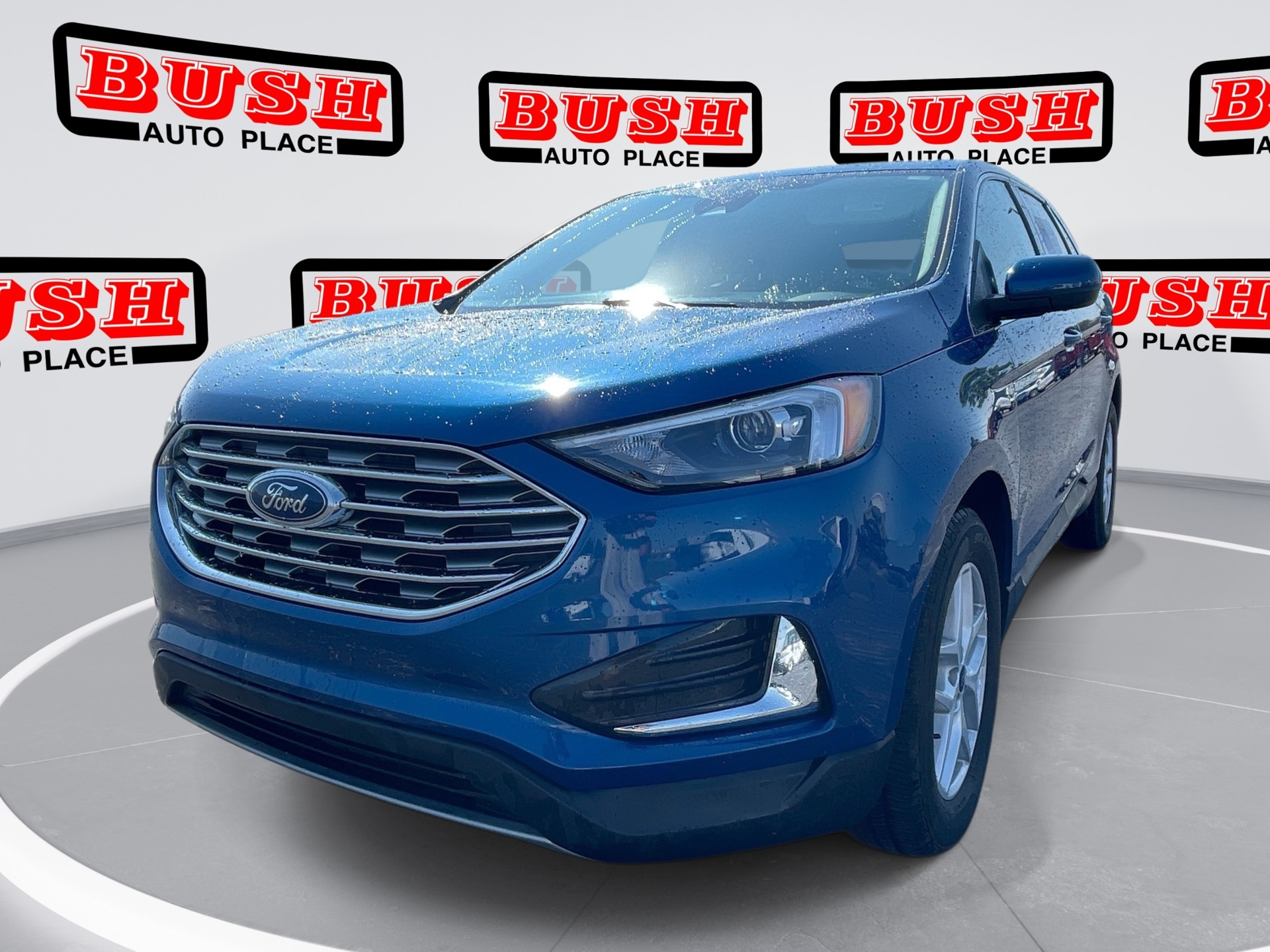2022 Ford Edge SEL photo 9