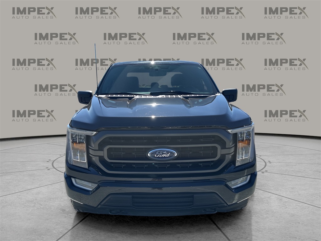 2023 Ford F-150 XLT photo 11