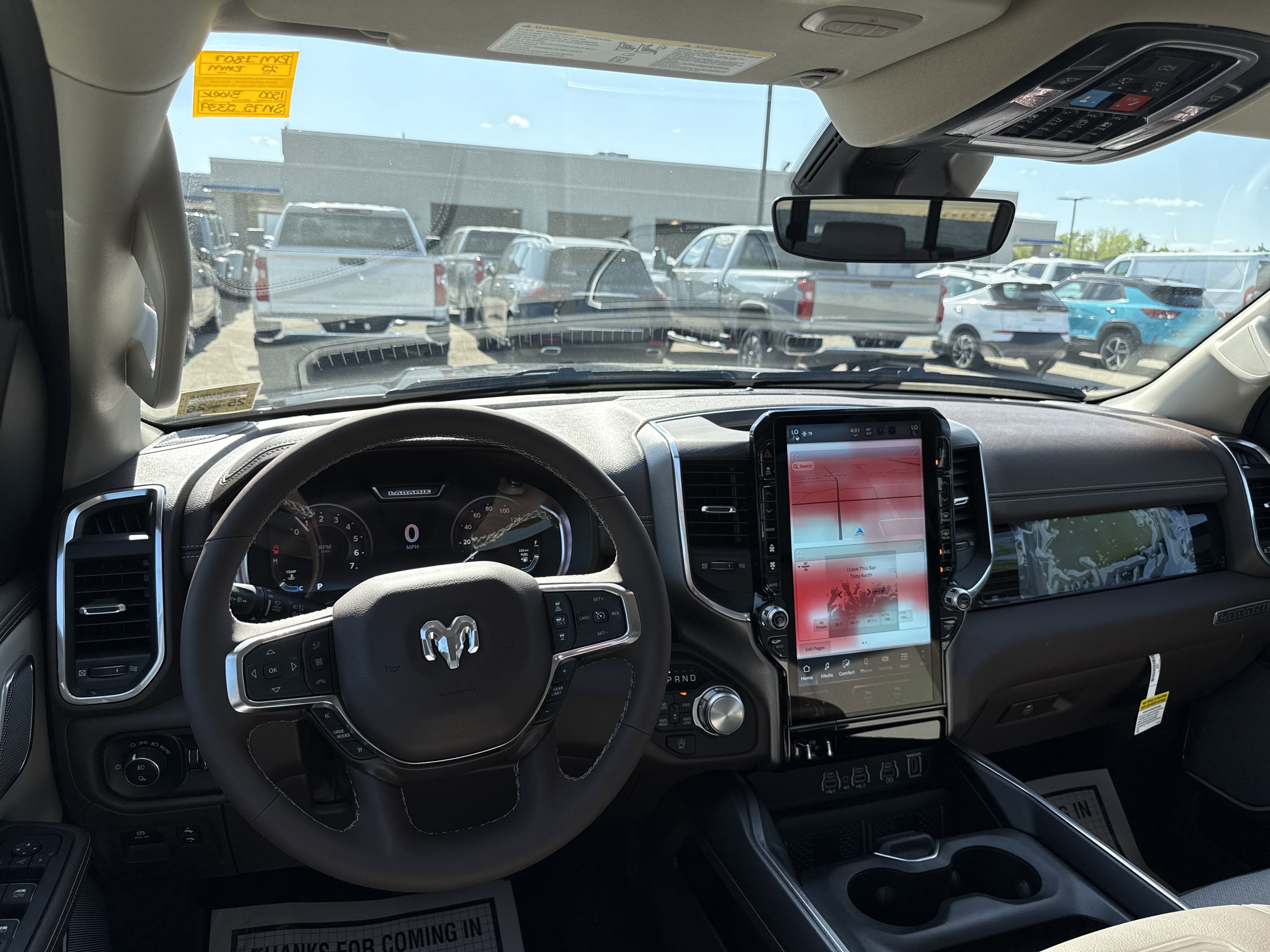 2025 Ram 1500 Laramie photo 4