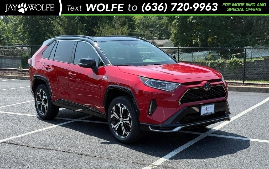 2021 Toyota RAV4 XSE's photo
