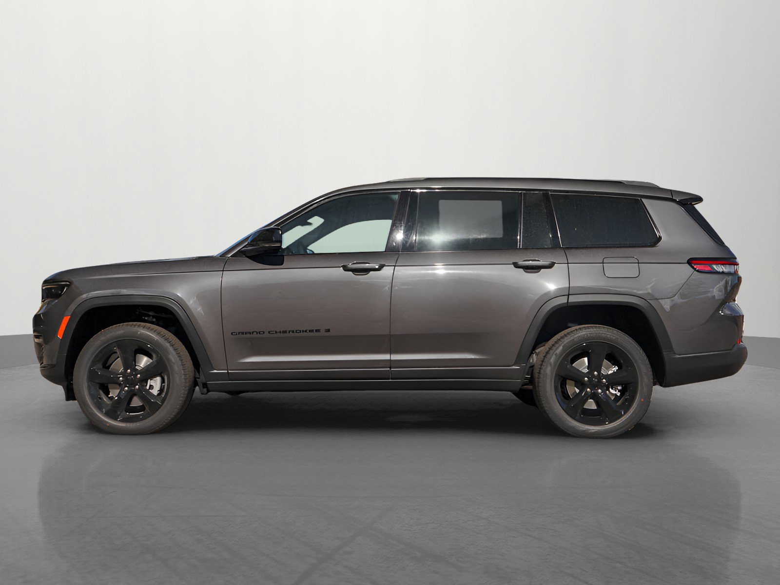 2025 Jeep Grand Cherokee Limited photo 3