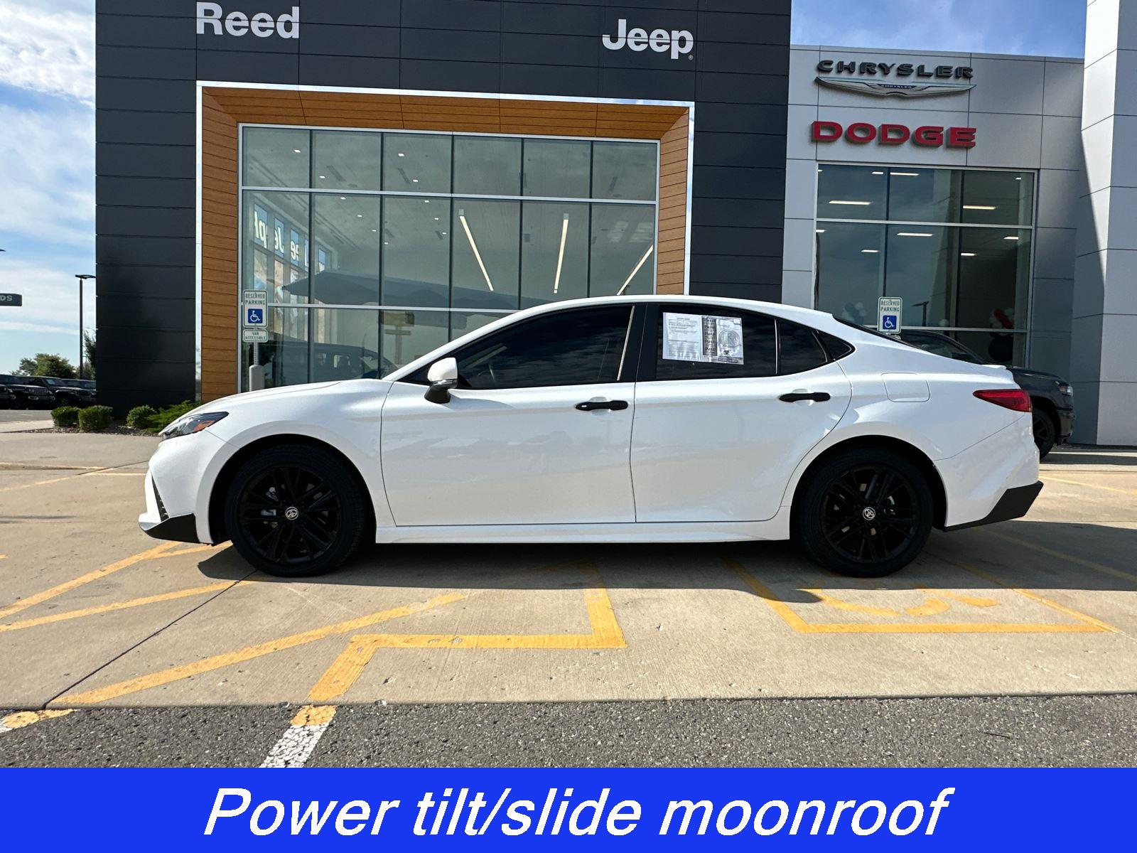 Used 2025 Toyota Camry SE with VIN 4T1DBADKXSU505385 for sale in Kansas City