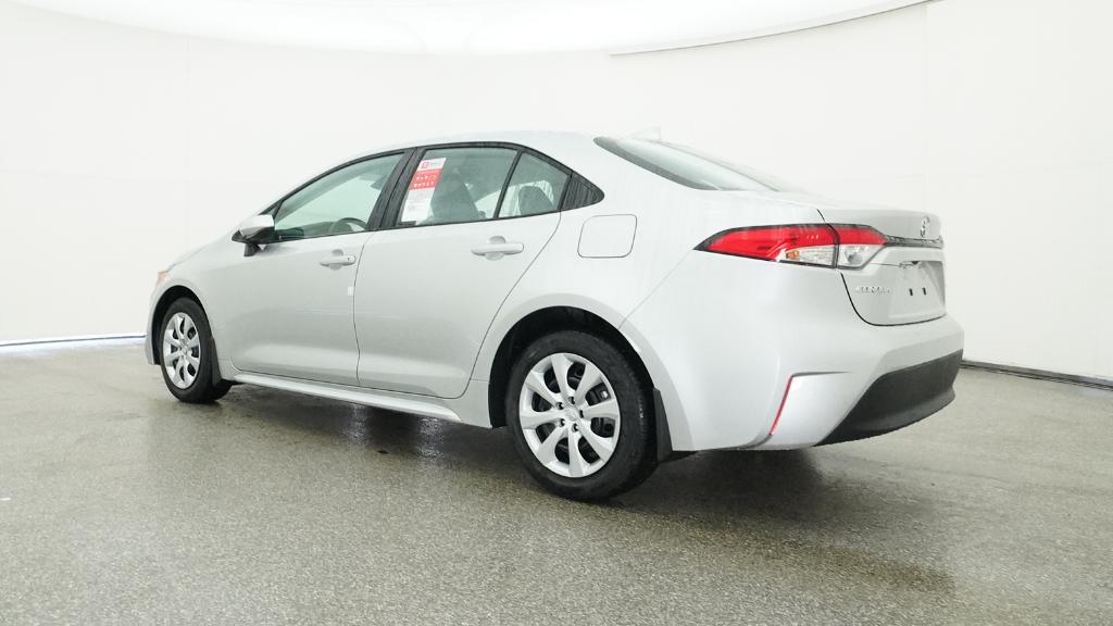 2025 Toyota Corolla LE photo 14
