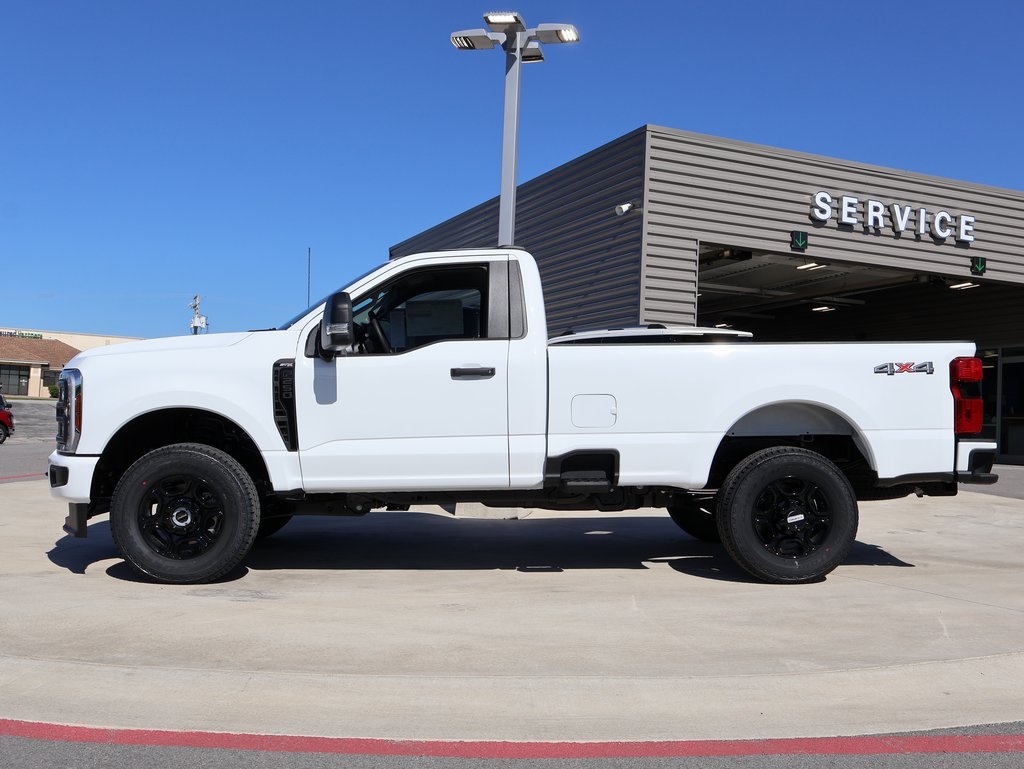 2025 Ford F-250 XL photo 2