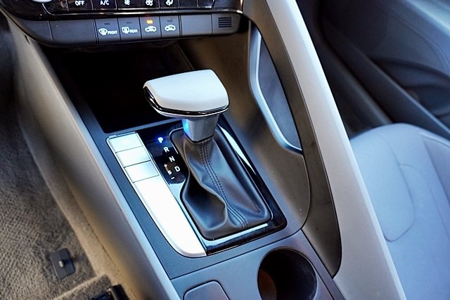 2024 Hyundai Elantra SEL photo 29