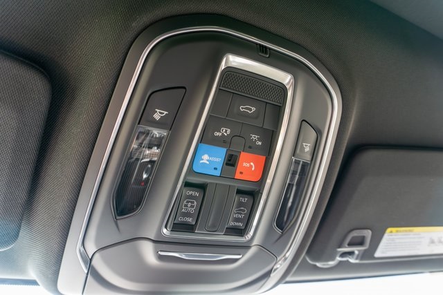 2025 Jeep Grand Cherokee Altitude X photo 21