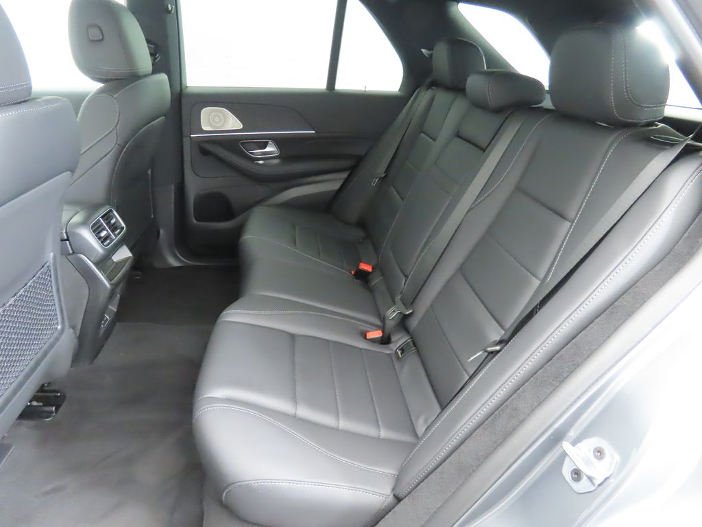 2026 Mercedes Benz GLE 450e 4MATIC photo 20