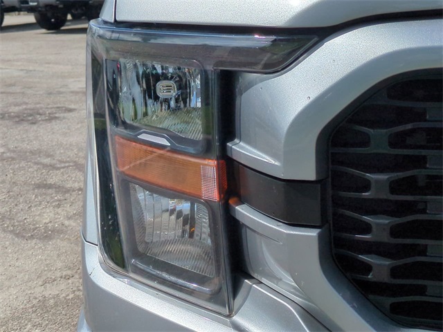 2023 Ford F-150 XL photo 9