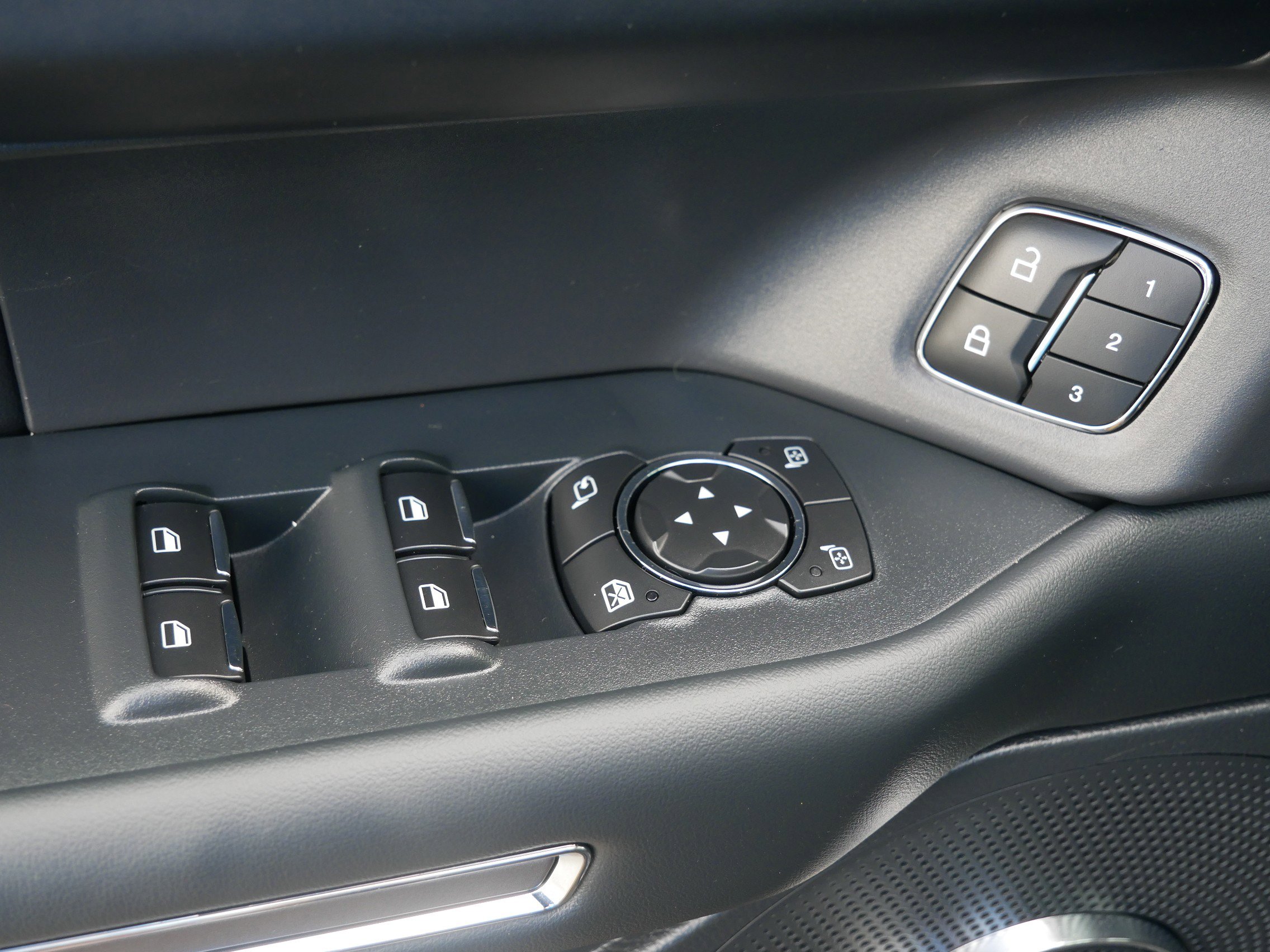 2024 Ford Expedition MAX Platinum photo 19