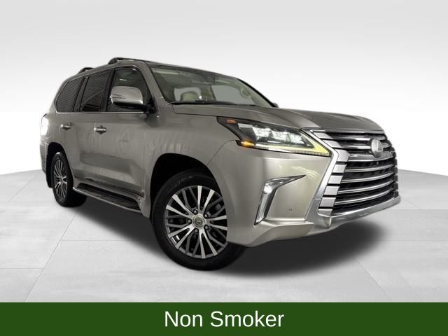 2018 Lexus LX 570's photo