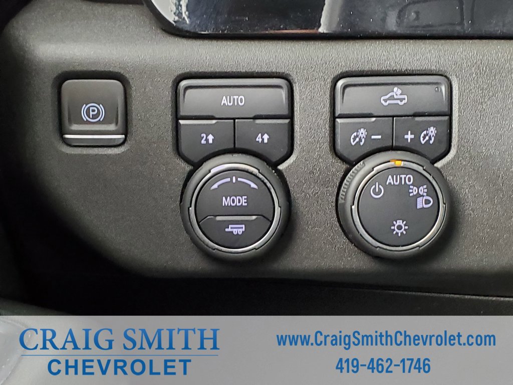2024 Chevrolet Silverado 1500 LT photo 17