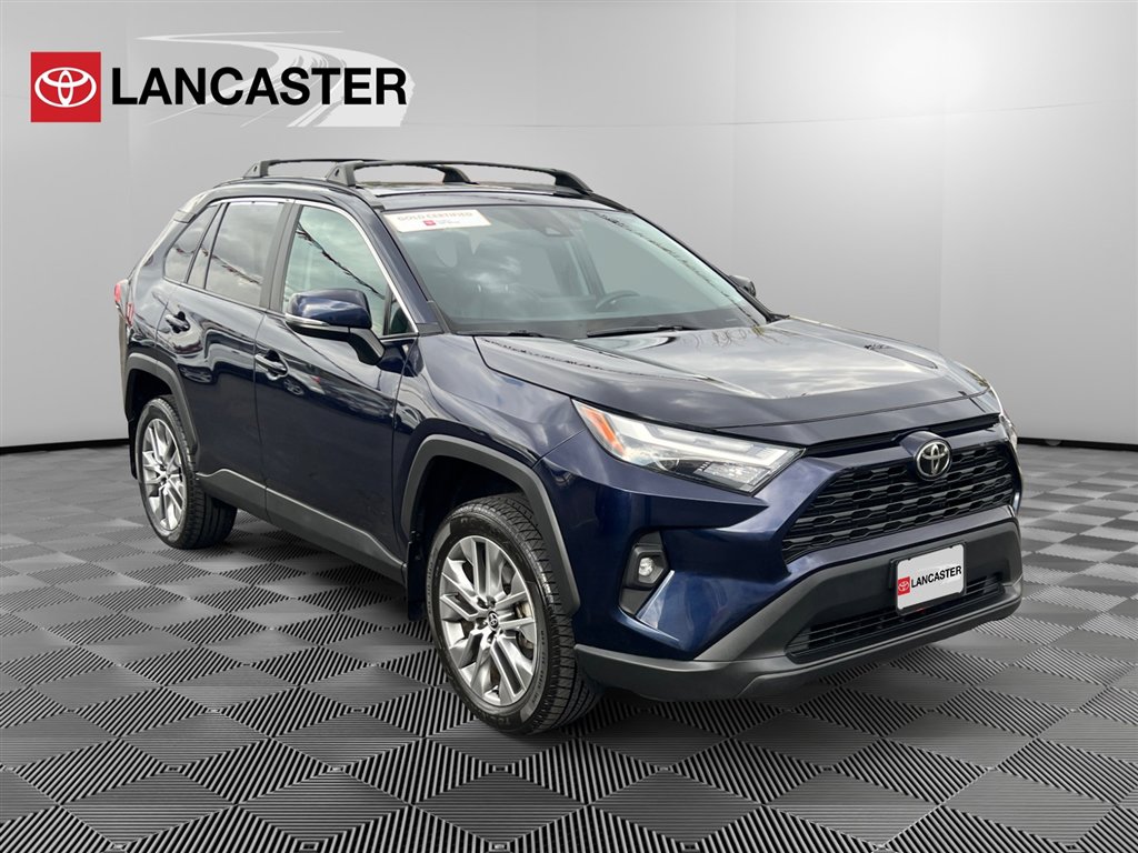 2022 Toyota RAV4 XLE Premium's photo