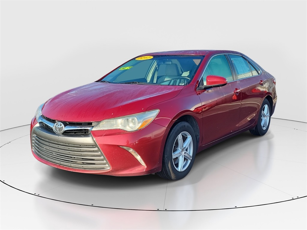 Used 2017 Toyota Camry LE with VIN 4T1BF1FKXHU693150 for sale in Hamilton, OH