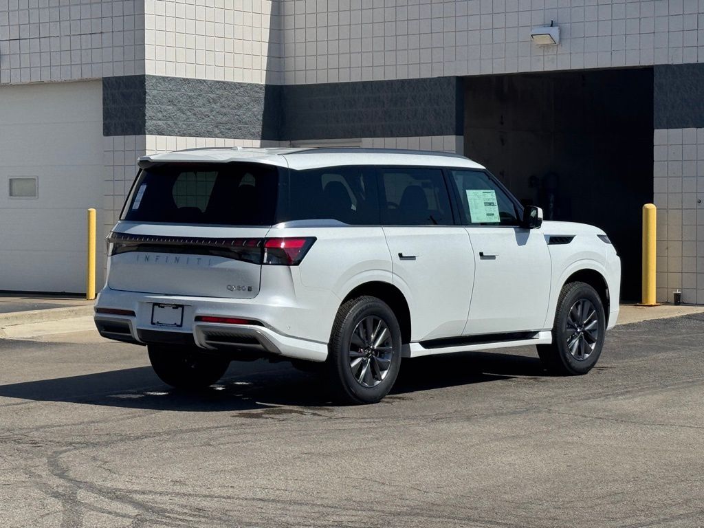 2025 Infiniti QX80 Pure photo 4