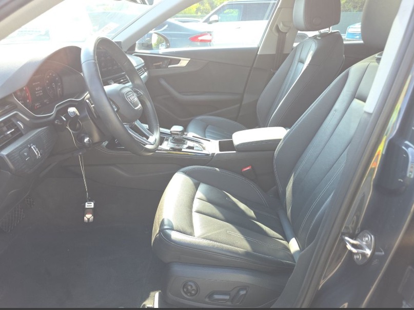 2021 Audi A4 40 Premium Plus Quattro photo 24