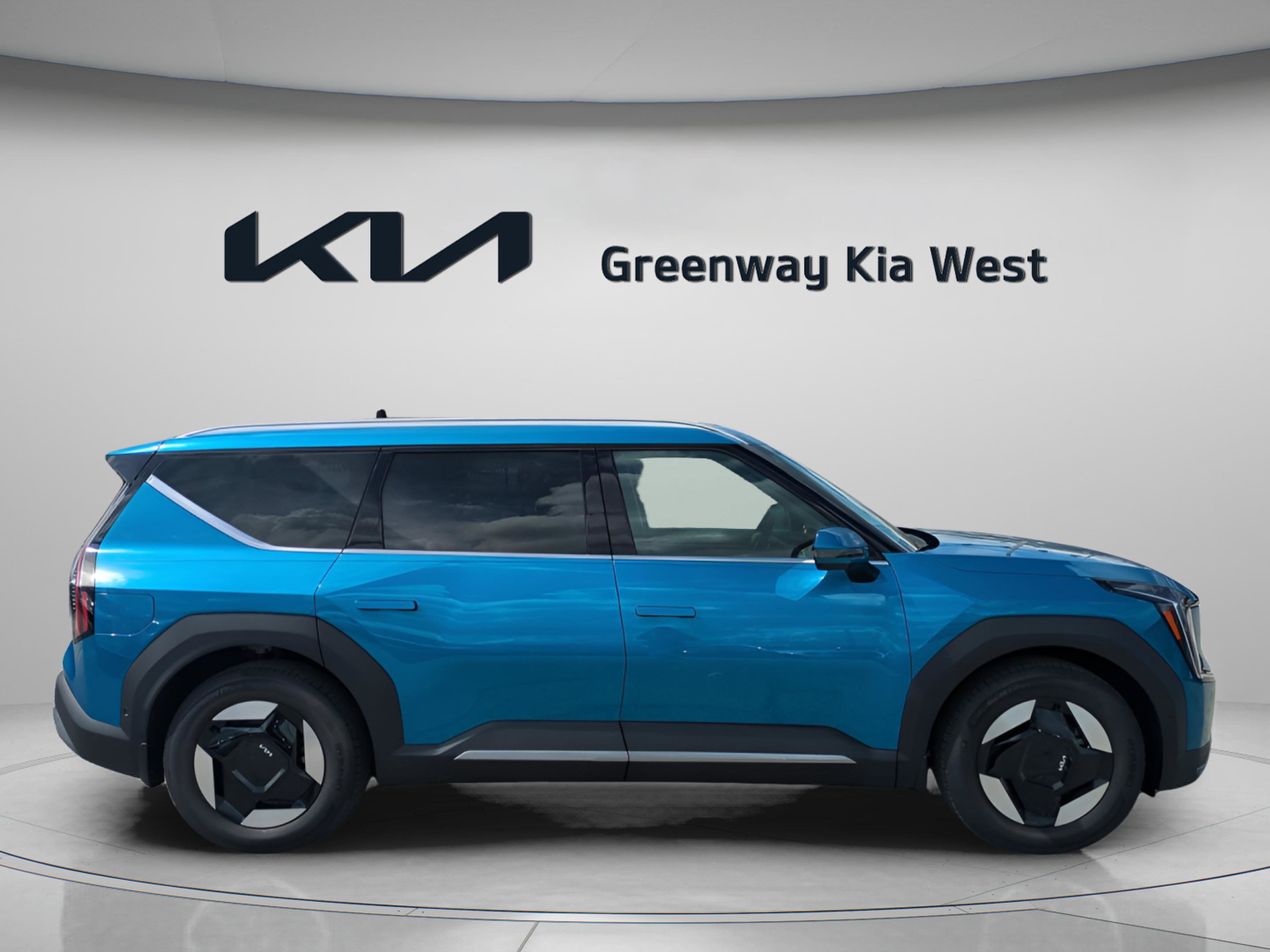 2026 Kia EV9 Wind photo 8