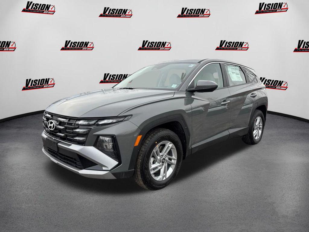 2026 Hyundai Tucson SE's photo