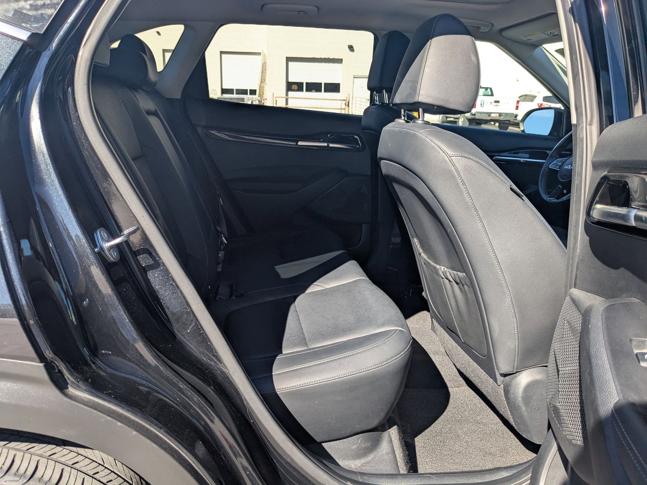 2024 Kia Seltos EX photo 15