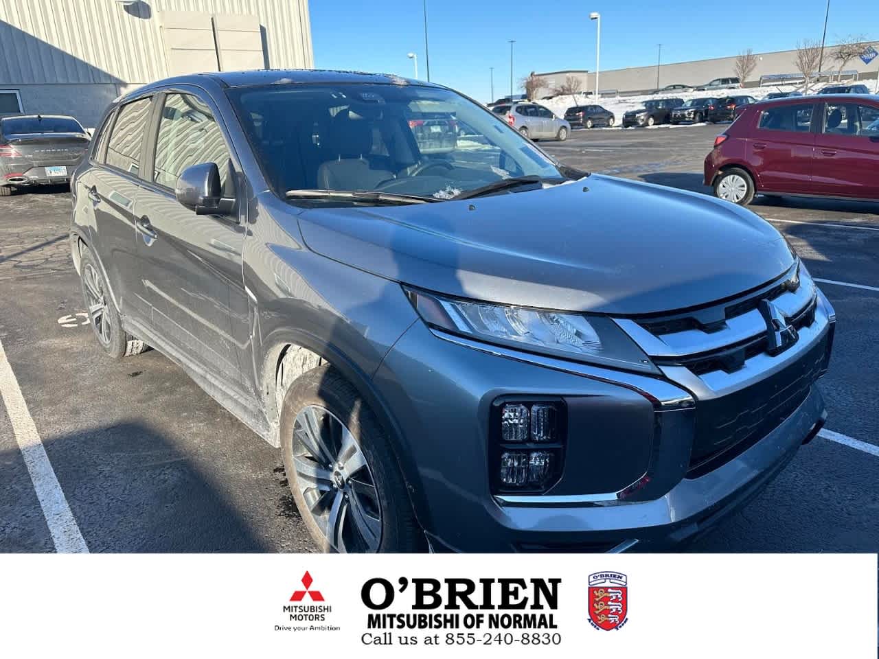 2025 Mitsubishi Outlander Sport SE's photo