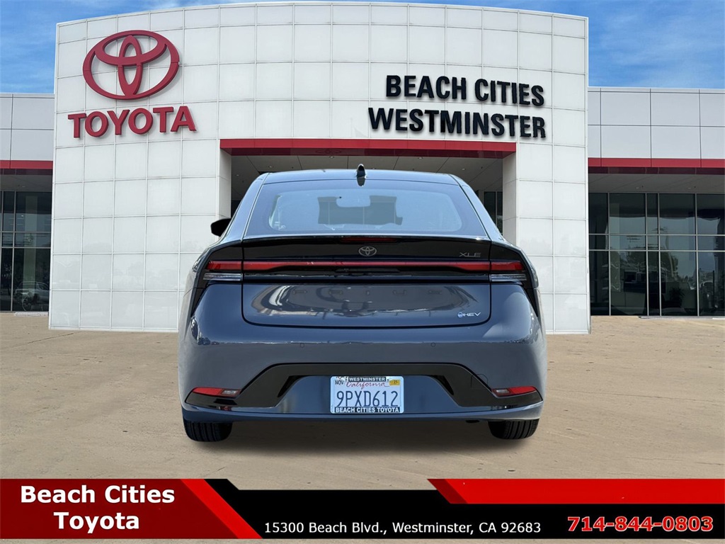 2024 Toyota Prius XLE photo 9
