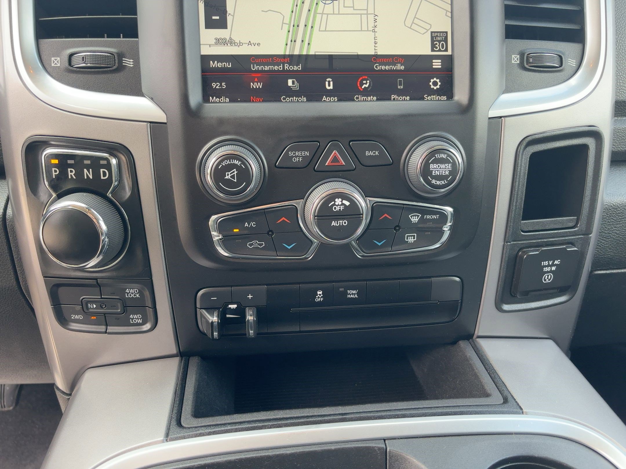 2023 Ram 1500 Classic SLT photo 14