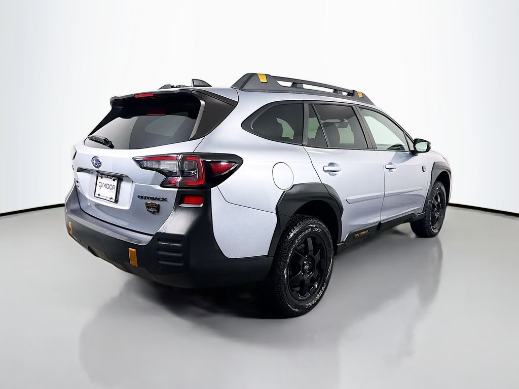 2022 Subaru Outback Wilderness photo 2