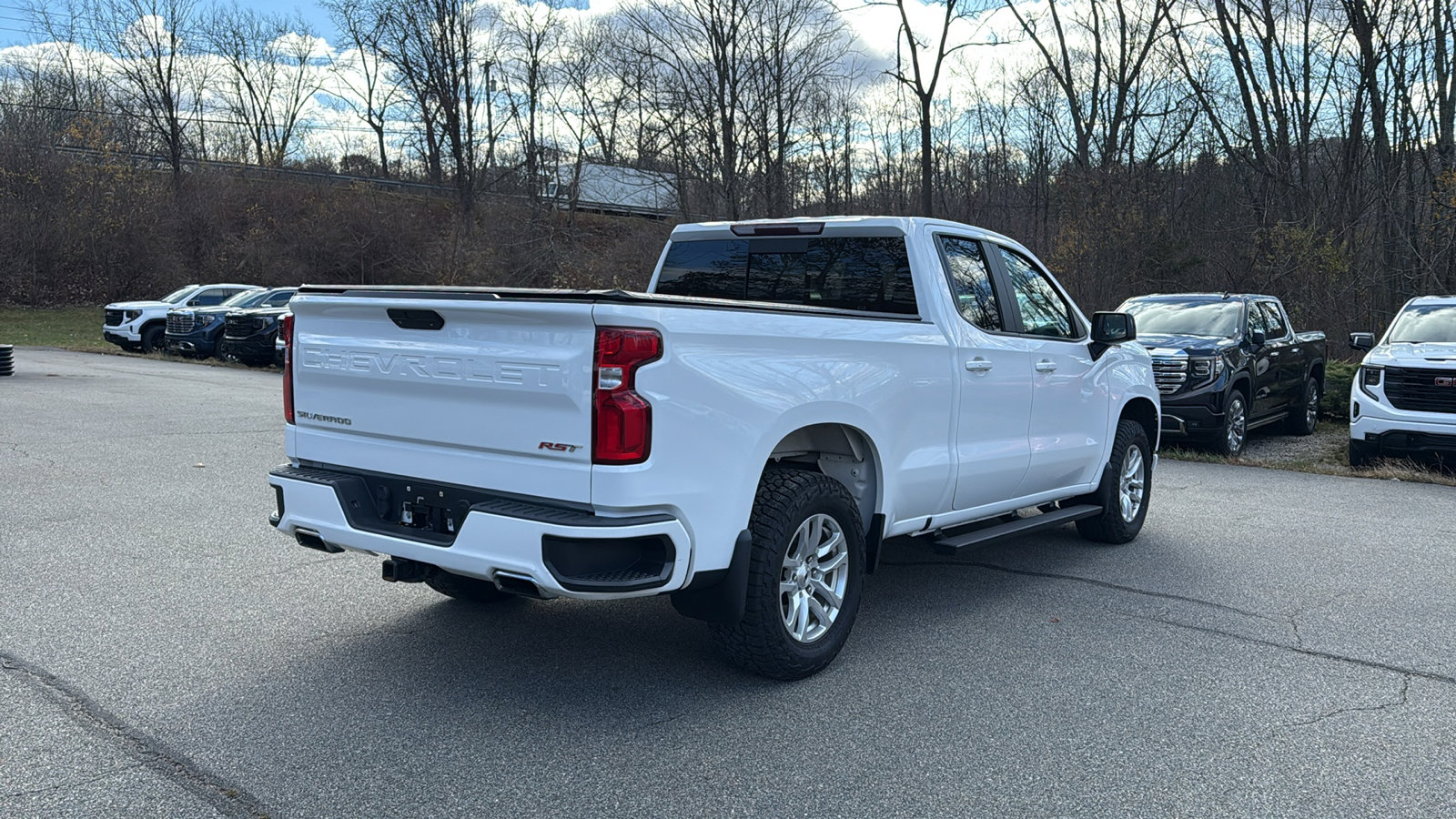 2019 Chevrolet Silverado 1500 RST photo 4