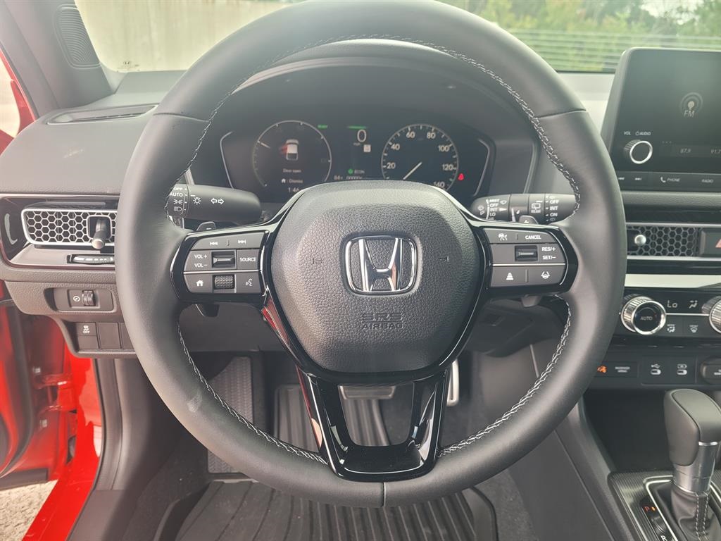 2026 Honda Civic Hatchback Hybrid Sport photo 11