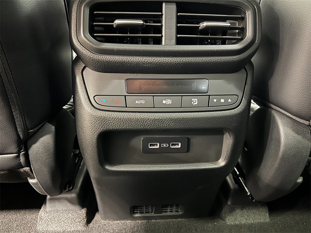 2025 Honda Pilot EX-L photo 26