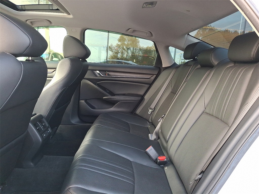 2021 Honda Accord EX-L photo 10