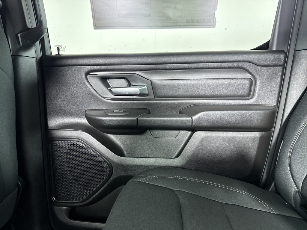 2025 Ram 1500 Tradesman photo 35