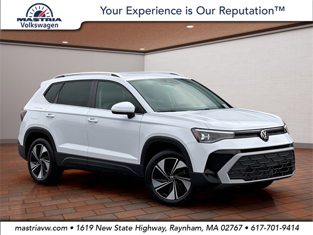 2025 Volkswagen Taos SE's photo