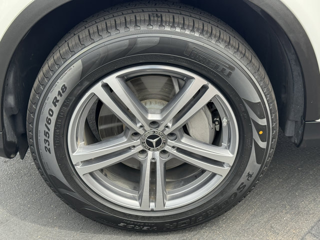 2022 Mercedes Benz GLC 300 photo 15