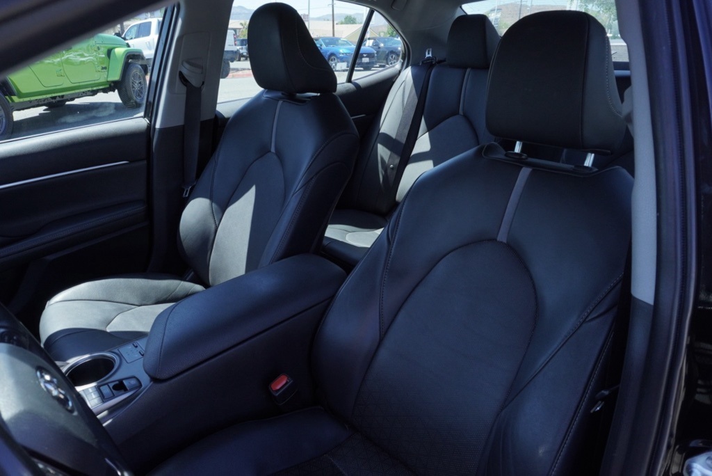 2023 Toyota Camry XSE photo 16