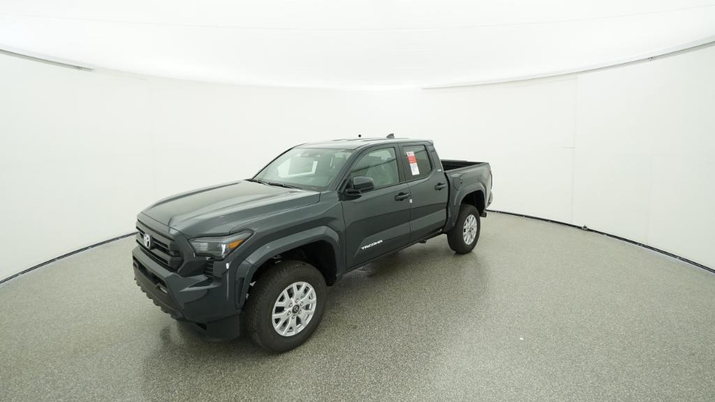 2025 Toyota Tacoma SR5's photo