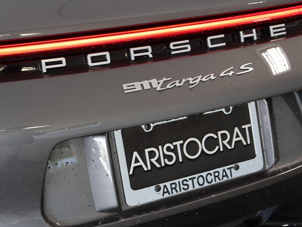 2021 Porsche 911 Targa 4S photo 6