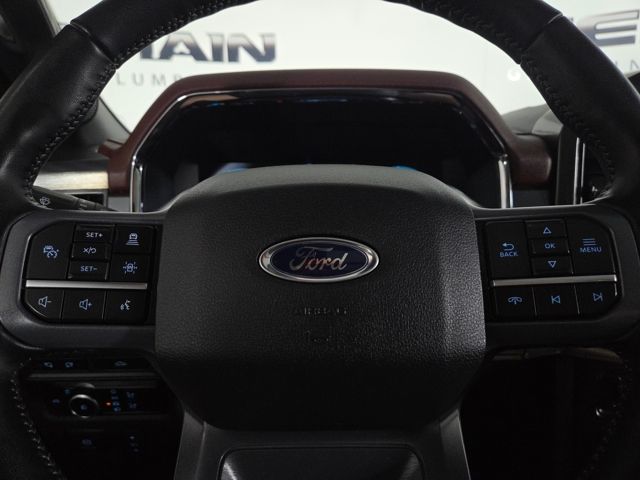 2023 Ford F-150 Lariat photo 18