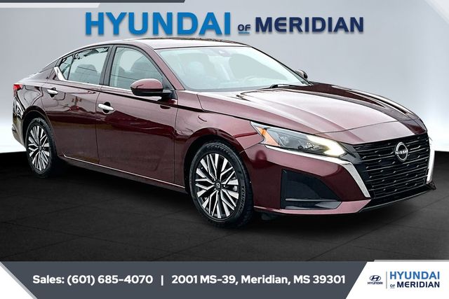 2023 Nissan Altima SV